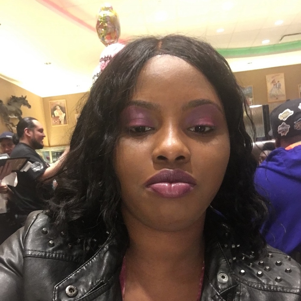 Meet your Posher, Sade